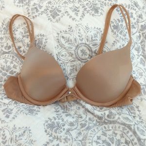 Victoria's secret push-up bra beige size 34A